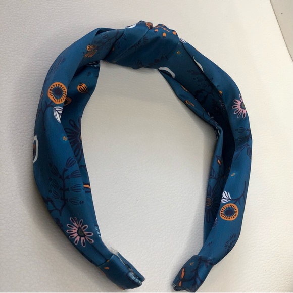 Headbands of Hope Set of 2 Gold and Navy Floral - Picture 13 of 16